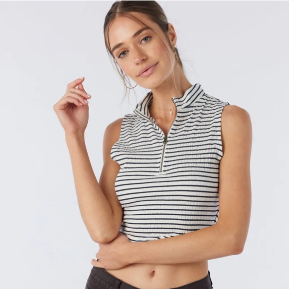 O’NEILL ALLINA STRIPE TOP size medium New - Picture 1 of 11